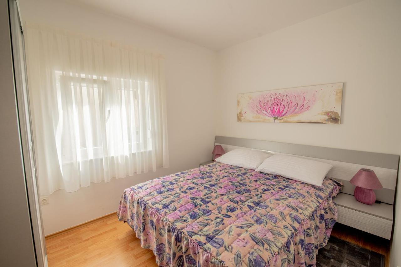 Apartman Bozica Vir Exterior foto